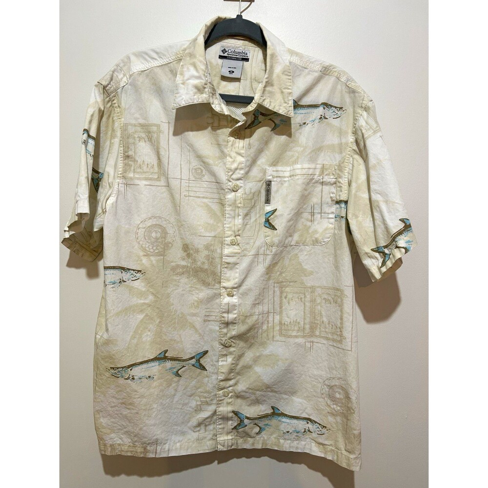 Columbia Men's M Beige/Blue Fish Print Short Sleeve Button-Up Shirt Breathable